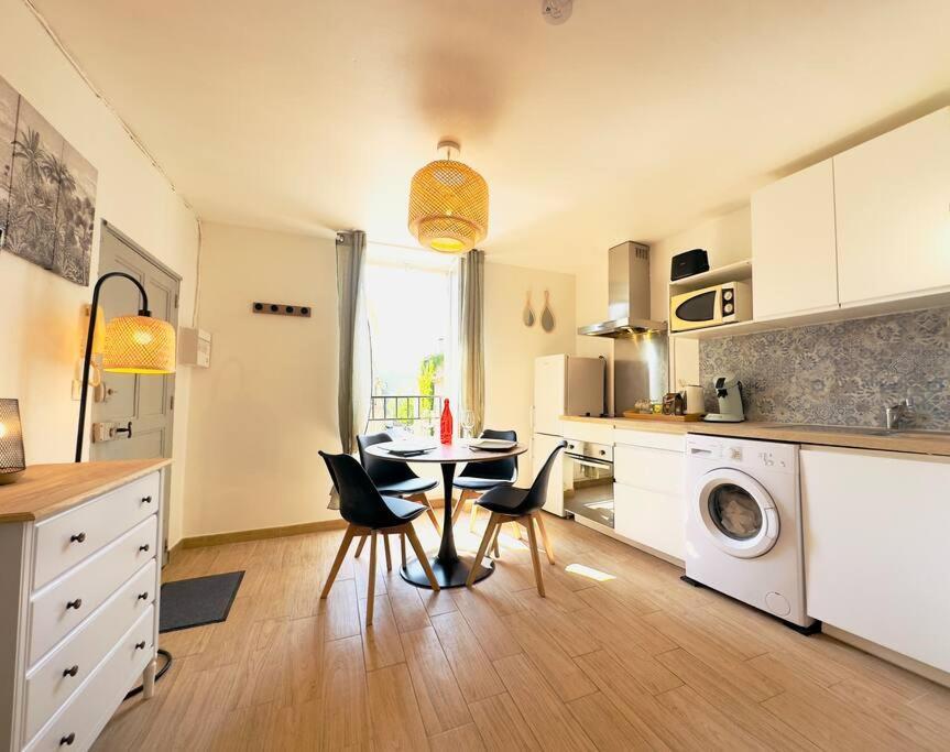 Charmant Studio A 200M Du Gardon Remoulins Eksteriør bilde